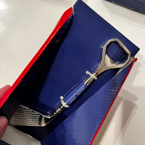 Golf‎ Club Bottle Openers by Michelob Ultra (Set of 2) Boxed - New  (mens/x) - Picture 5 of 8